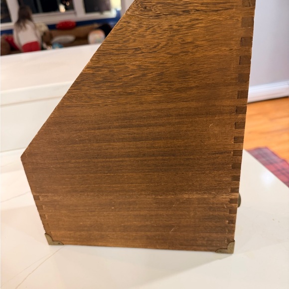 Threshold Wooden Magazine File - Picture 5 of 6